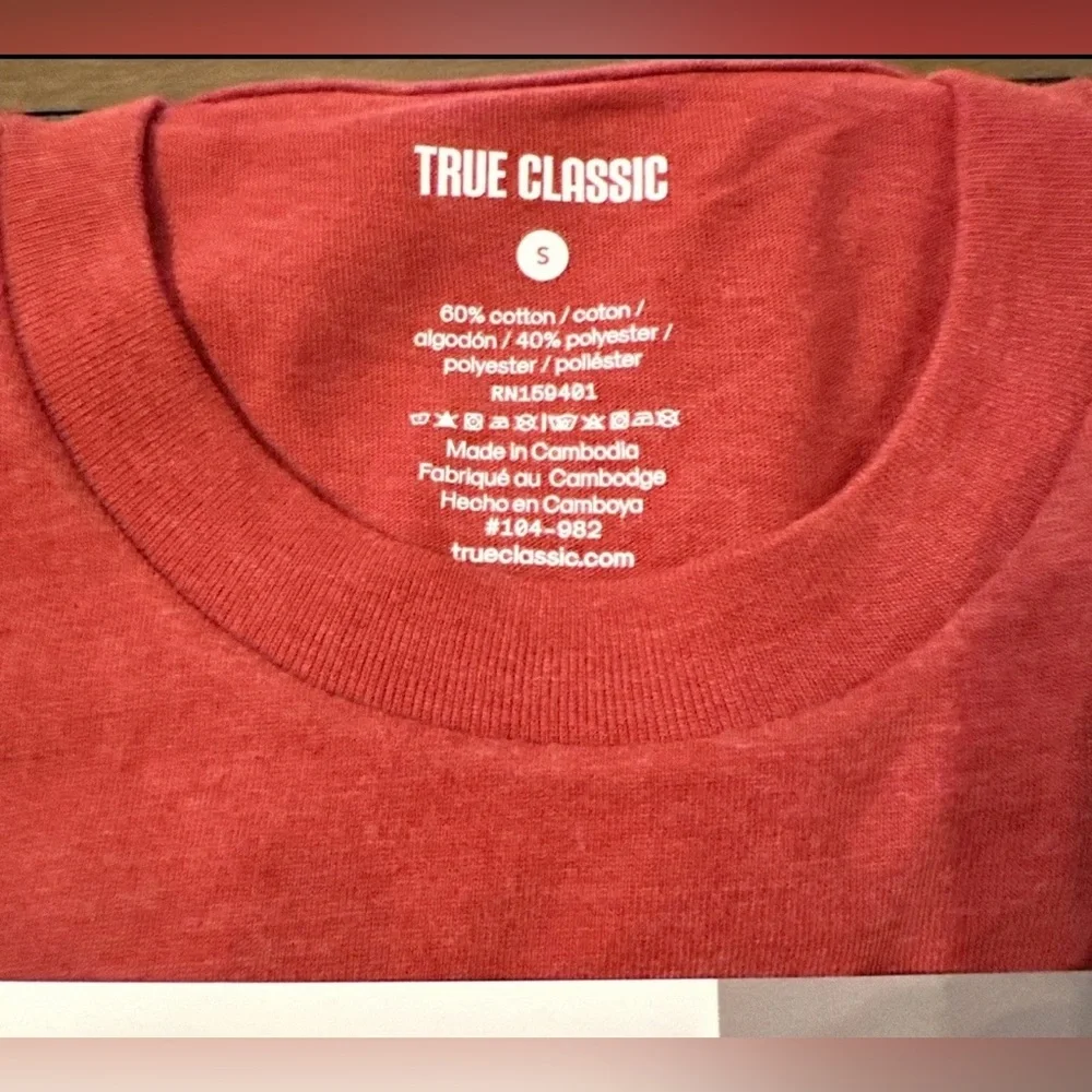 True Classic Mens Small 2 Pack T-Shirt Short Sleeve Crew Neck Flattering Fit - Picture 3 of 7